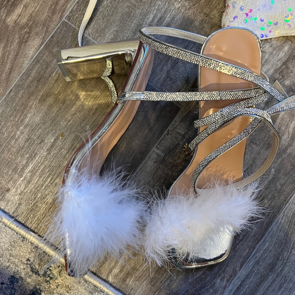 Feather heels
